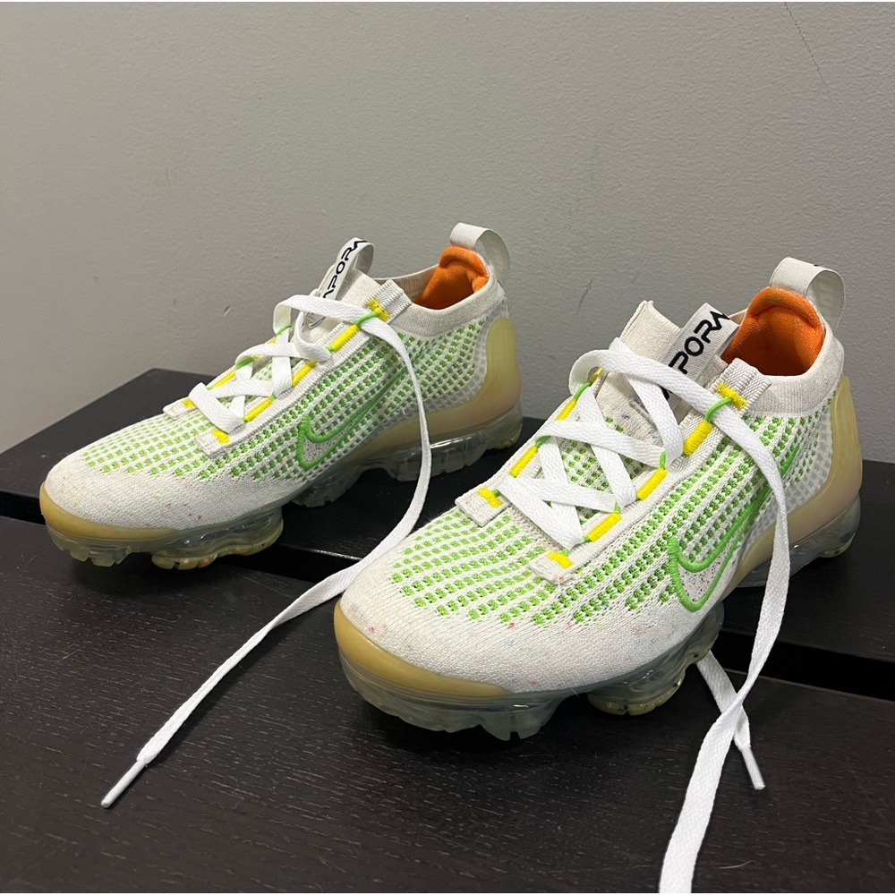 Nike air Vapor Max flyknit feel love 6.5